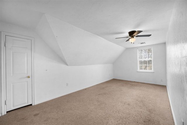 5 NW Pleasant View Rdg, Lawton, OK 73505