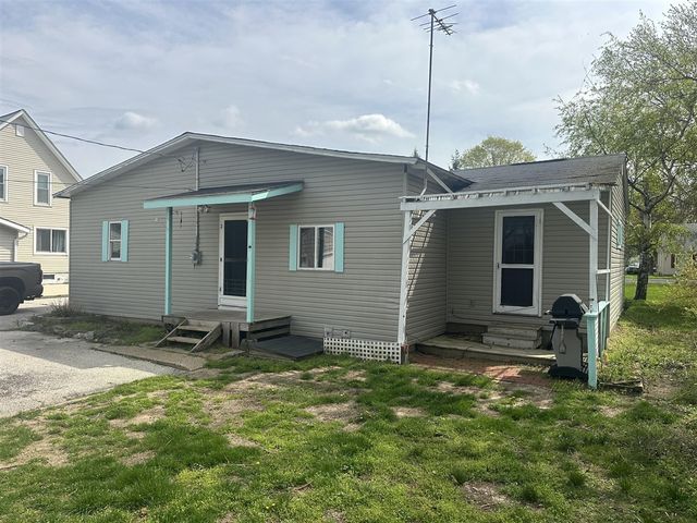 2190 68th Street, Fennville, MI 49408