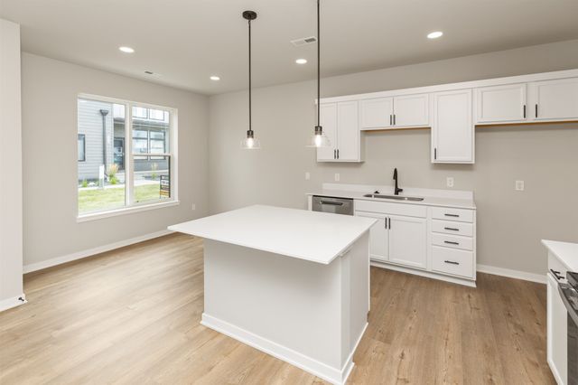 462 SW 12th Street, Des Moines, IA 50309