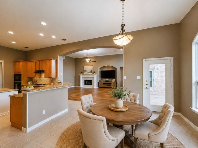 7517 Rodeo Drive, Denton, TX 76208