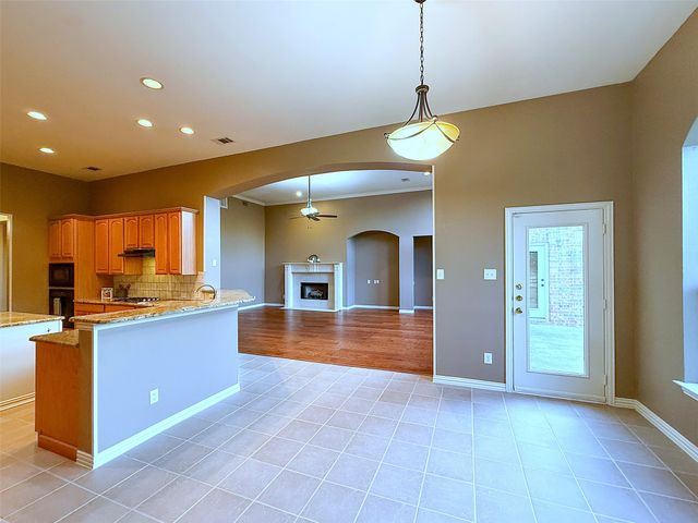 7517 Rodeo Drive, Denton, TX 76208