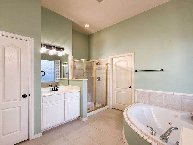 7517 Rodeo Drive, Denton, TX 76208
