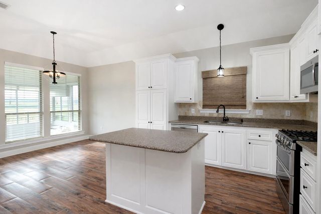 123 Lake Maclaine Avenue, Thibodaux, LA 70301