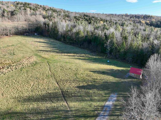 38 Zion Hill Road, Topsham, VT 05076