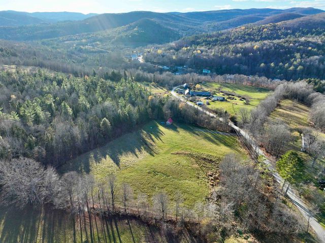38 Zion Hill Road, Topsham, VT 05076