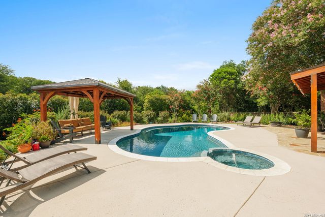 14007 BLUFF PARK DR, San Antonio, TX 78216