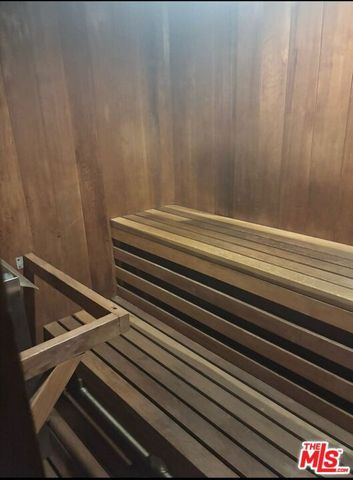 321 N Oakhurst Drive 306, Beverly Hills, CA 90210