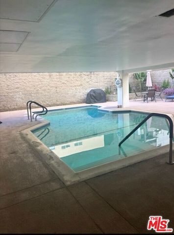 321 N Oakhurst Drive 306, Beverly Hills, CA 90210