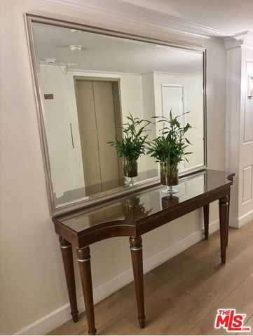 321 N Oakhurst Drive 306, Beverly Hills, CA 90210