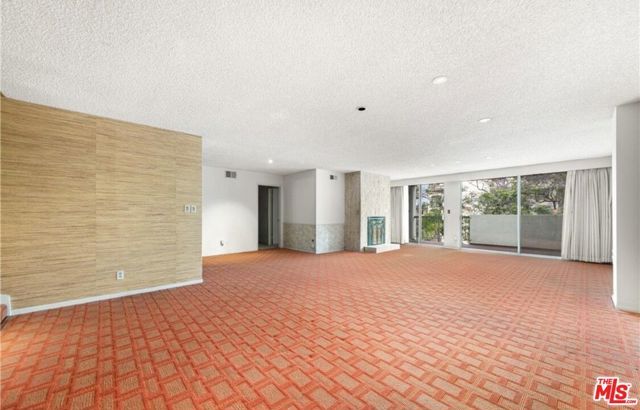 321 N Oakhurst Drive 306, Beverly Hills, CA 90210