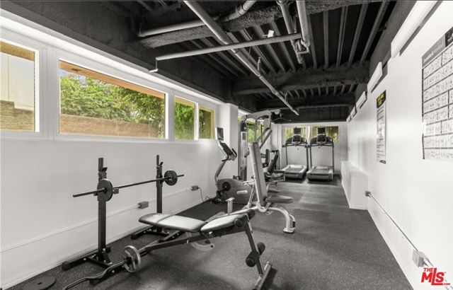 321 N Oakhurst Drive 306, Beverly Hills, CA 90210