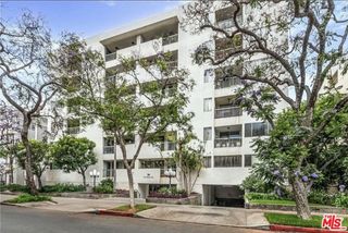 321 N Oakhurst Drive 306, Beverly Hills, CA 90210