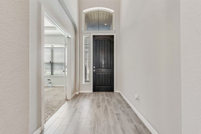 3221 Burgundy Lane, Midlothian, TX 76065
