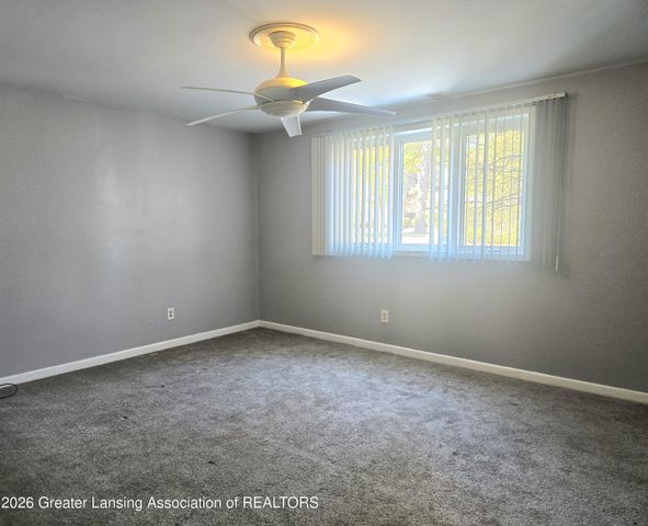 6160 Innkeepers Court 56, East Lansing, MI 48823