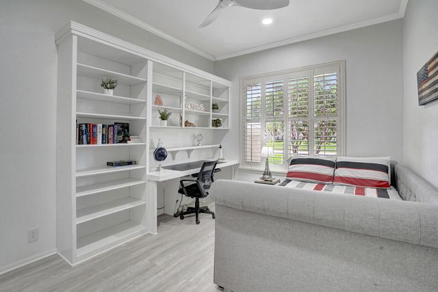 13709 Columbine Avenue, Wellington, FL 33414