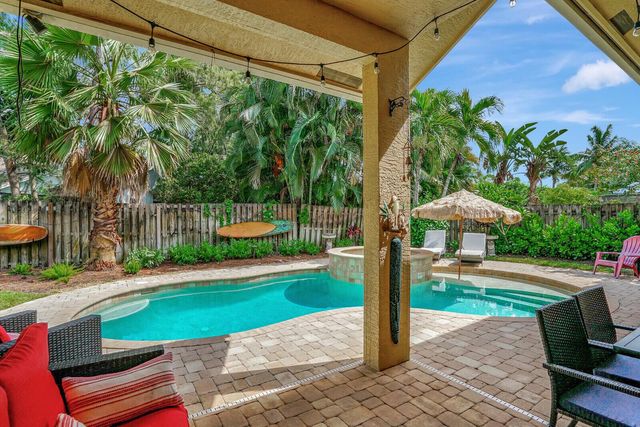 13709 Columbine Avenue, Wellington, FL 33414
