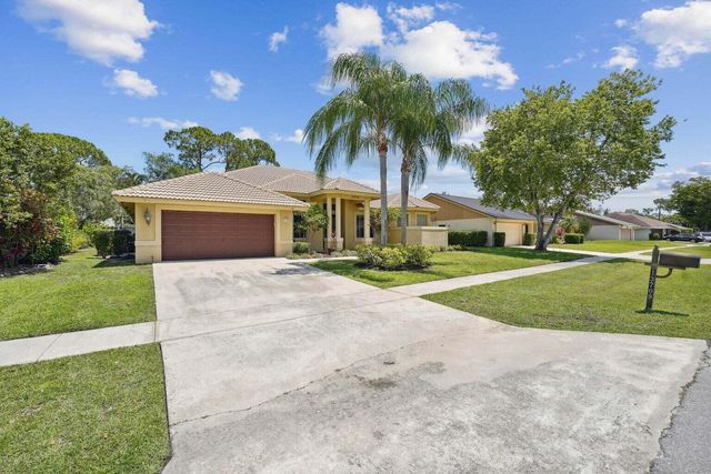13709 Columbine Avenue, Wellington, FL 33414