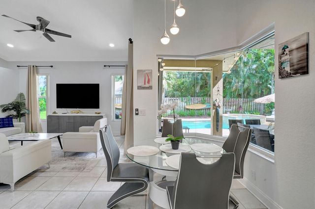 13709 Columbine Avenue, Wellington, FL 33414
