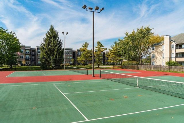 6789 Meadow Creek Drive, 101, Columbus, OH 43235