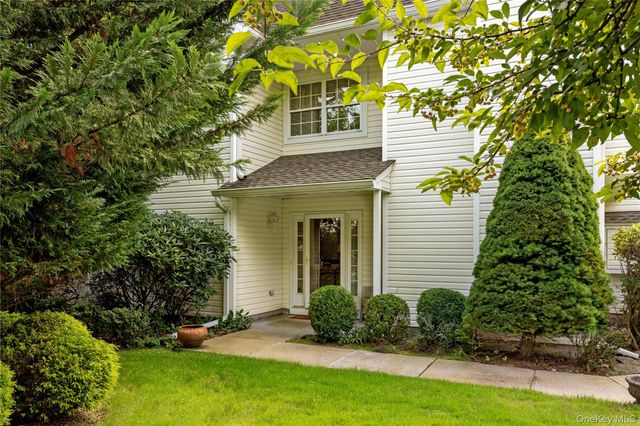 317 Erik Drive, East Setauket, NY 11733