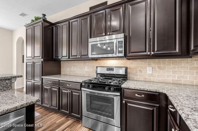 7045 Primavera Lane, Melbourne, FL 32940