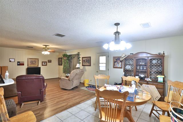 7234 Buffalo Gap Road, Abilene, TX 79606