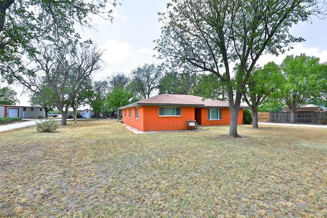 7234 Buffalo Gap Road, Abilene, TX 79606