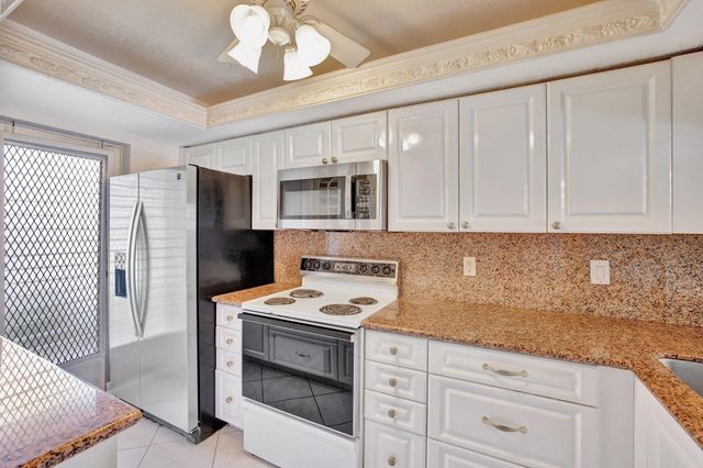 4500 N Federal Hwy 151F, Lighthouse Point, FL 33064