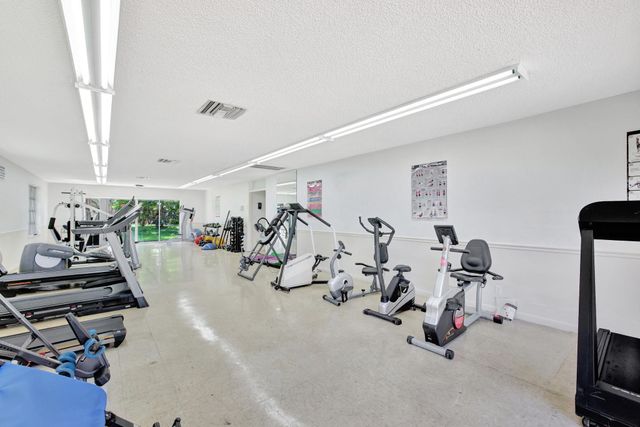 4500 N Federal Hwy 151F, Lighthouse Point, FL 33064