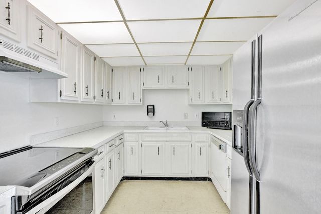 4500 N Federal Hwy 151F, Lighthouse Point, FL 33064