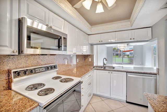 4500 N Federal Hwy 151F, Lighthouse Point, FL 33064
