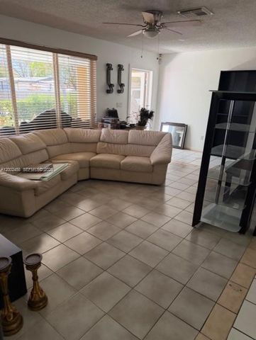 19920 SW 118th Pl 0, Miami, FL 33177