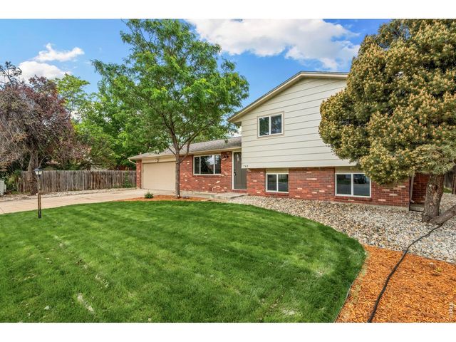 743 Scotch Elm Dr, Loveland, CO 80538