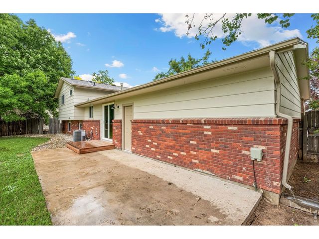 743 Scotch Elm Dr, Loveland, CO 80538