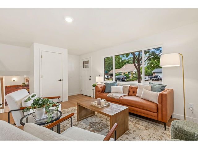 743 Scotch Elm Dr, Loveland, CO 80538