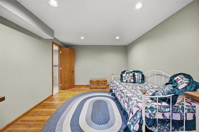 1480 Henderson Drive, Marion, IA 52302