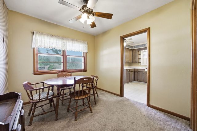 1480 Henderson Drive, Marion, IA 52302