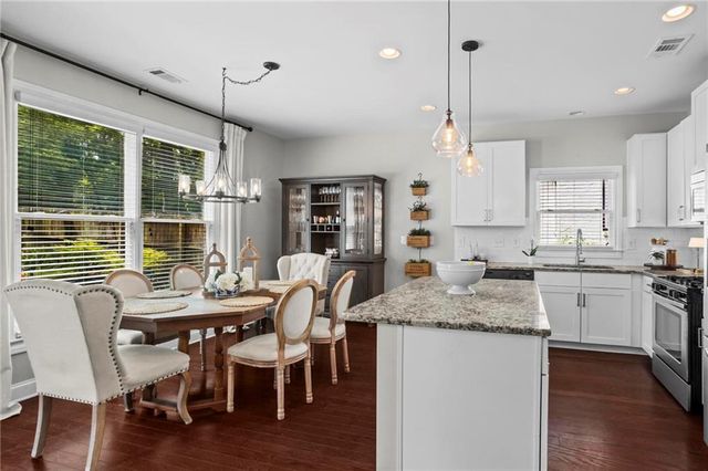 2510 Edwards Drive NW, Atlanta, GA 30318