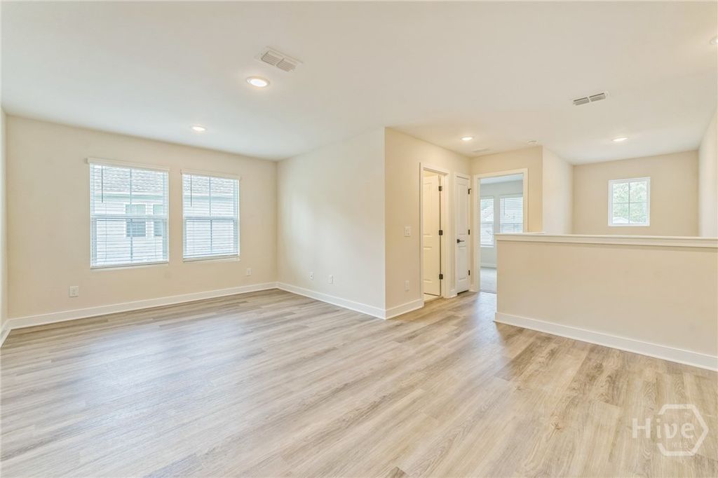 Image 23 of property listing at 181 Mage Street, Savannah, GA 31302