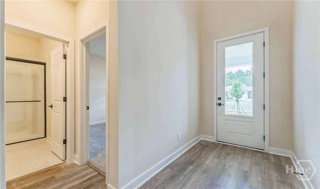 Image 4 of property listing at 181 Mage Street, Savannah, GA 31302