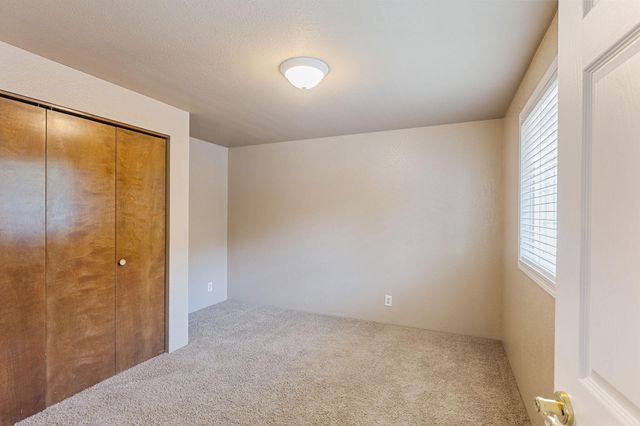 1026 NE Primrose Place, Grants Pass, OR 97526