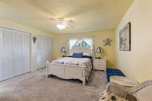 1026 NE Primrose Place, Grants Pass, OR 97526