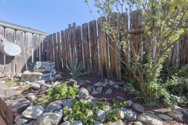 1026 NE Primrose Place, Grants Pass, OR 97526