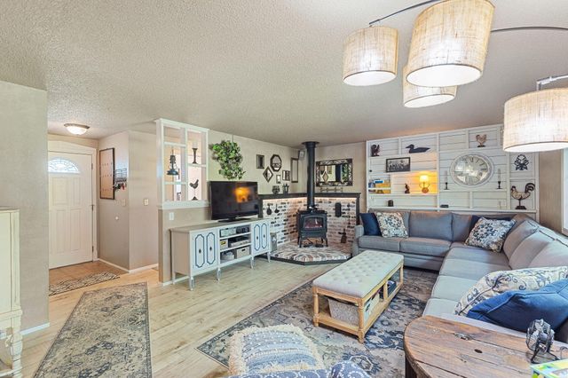 1026 NE Primrose Place, Grants Pass, OR 97526