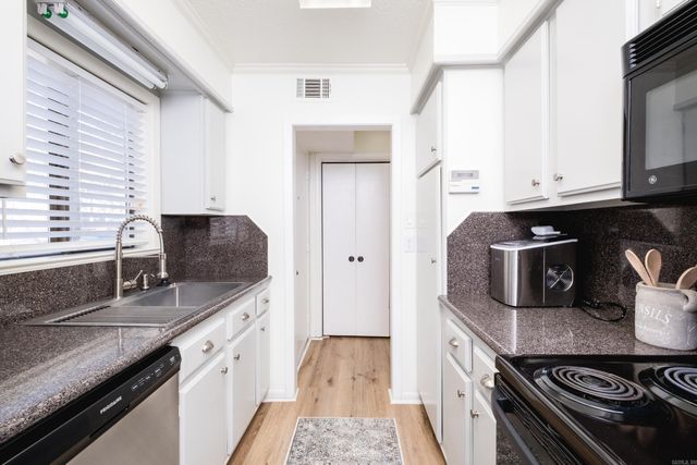 1401 N Pierce St Apt 21, Little Rock, AR 72207