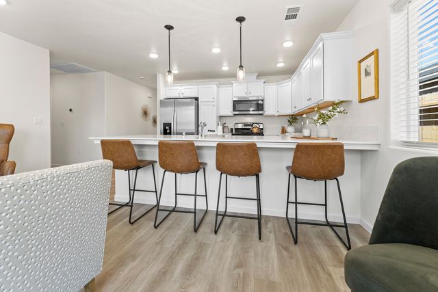 30702 Azalea Road, Visalia, CA 93291