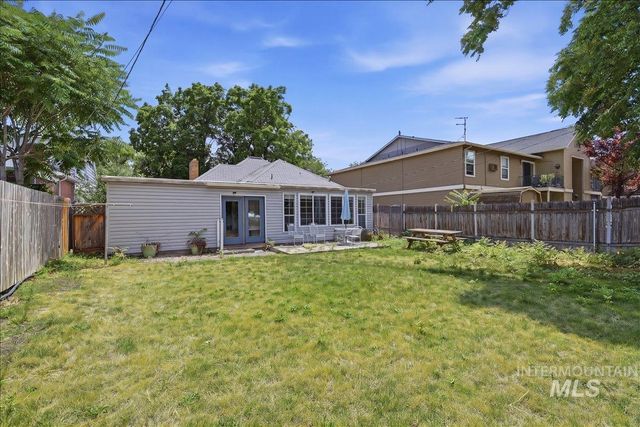 707 11th Ave S, Nampa, ID 83651