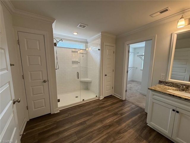 5506 Glad Acres Road, Pfafftown, NC 27040