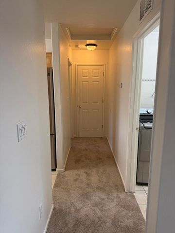 2020 W Bristol Lane, Hanford, CA 93230