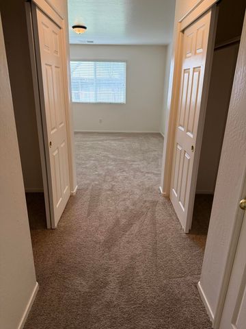 2020 W Bristol Lane, Hanford, CA 93230